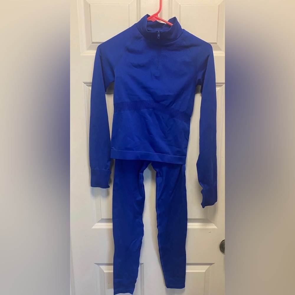Blue Seamless Two-Piece Active Set
